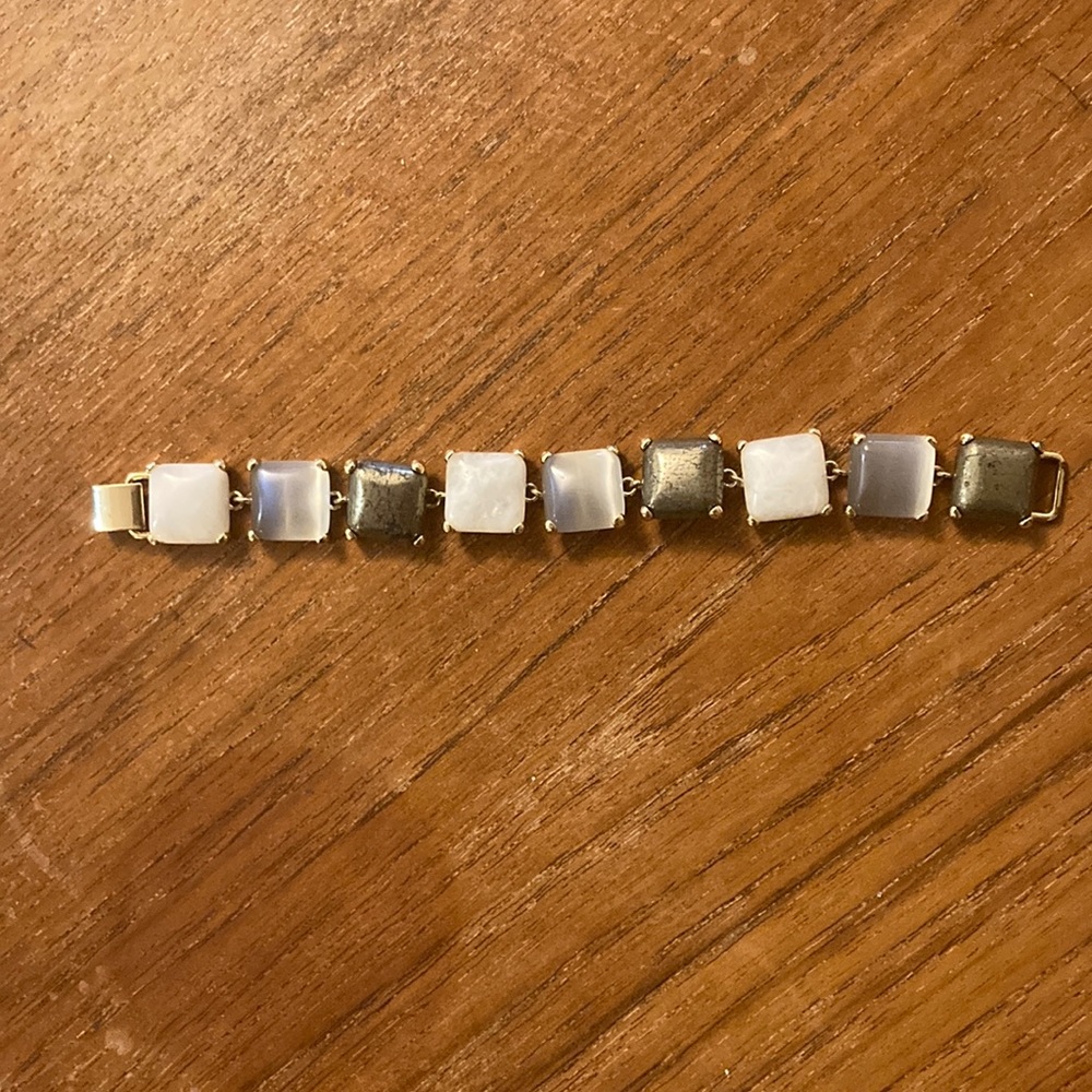 Kendra Scott bracelet
